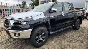 Nouveau Toyota Hilux 2025 Noir