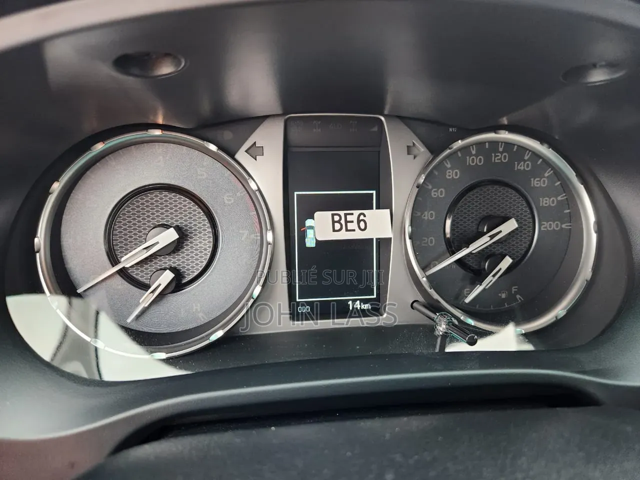 Nouveau Toyota Hilux 2025 Noir