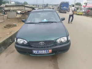 Toyota Corolla 2001 Orange