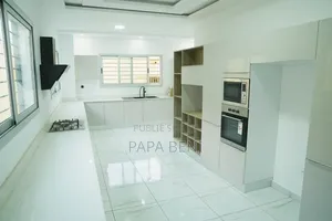 7chbre Duplex dans Angré Immobiliers, Cocody à Vendre