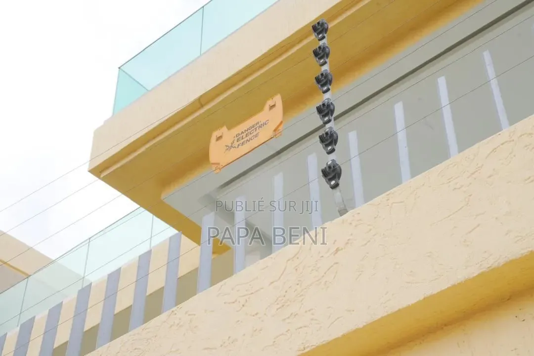 7chbre Duplex dans Angré Immobiliers, Cocody à Vendre