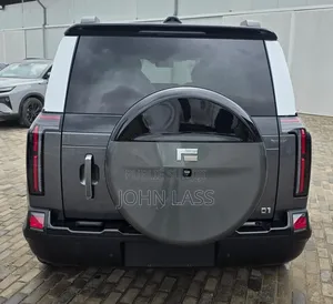Nouveau Roewe D5X 2026 Noir