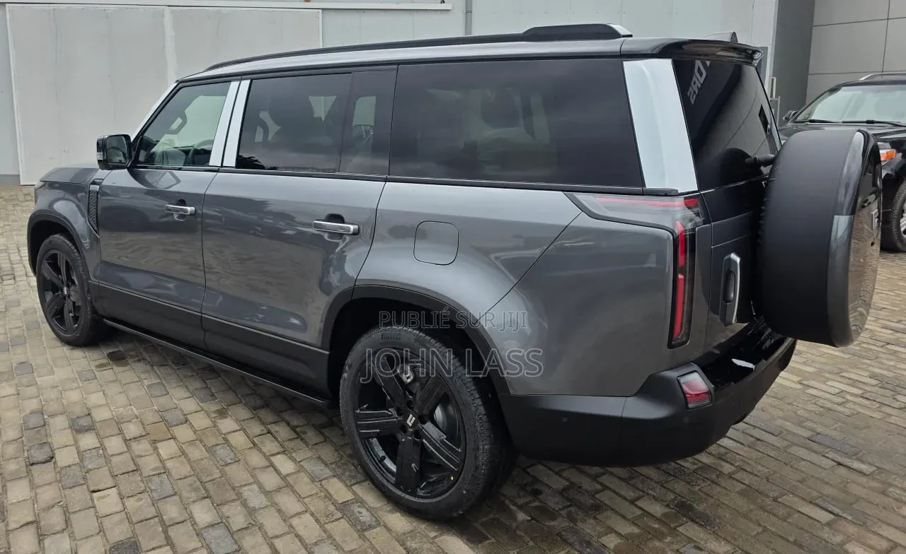 Nouveau Roewe D5X 2026 Noir