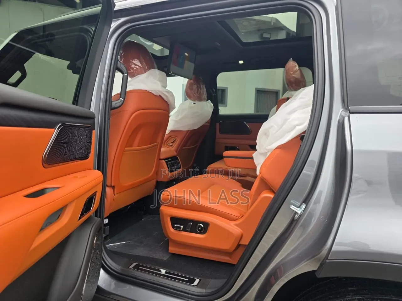 Nouveau Roewe D5X 2026 Noir