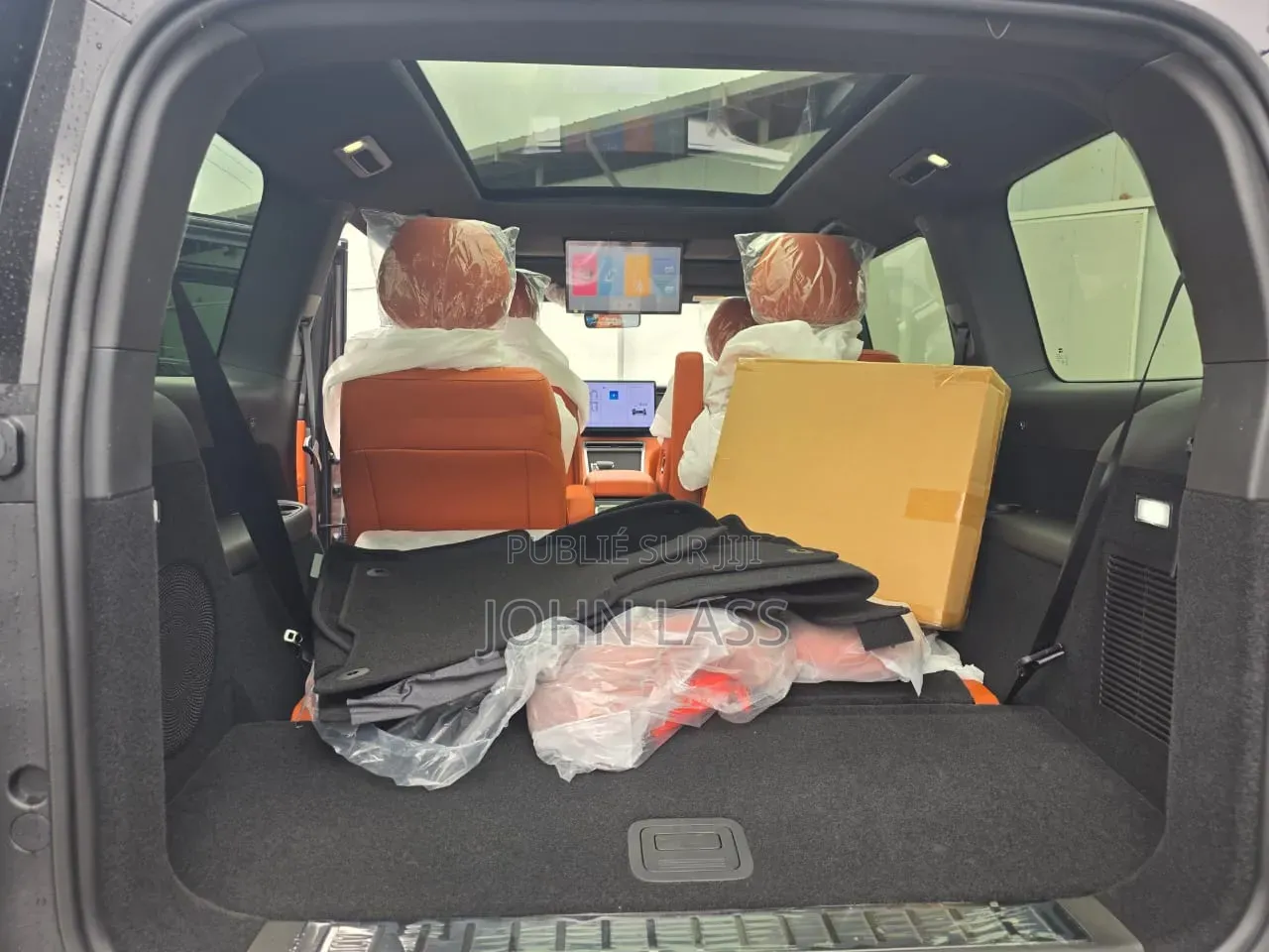 Nouveau Roewe D5X 2026 Noir