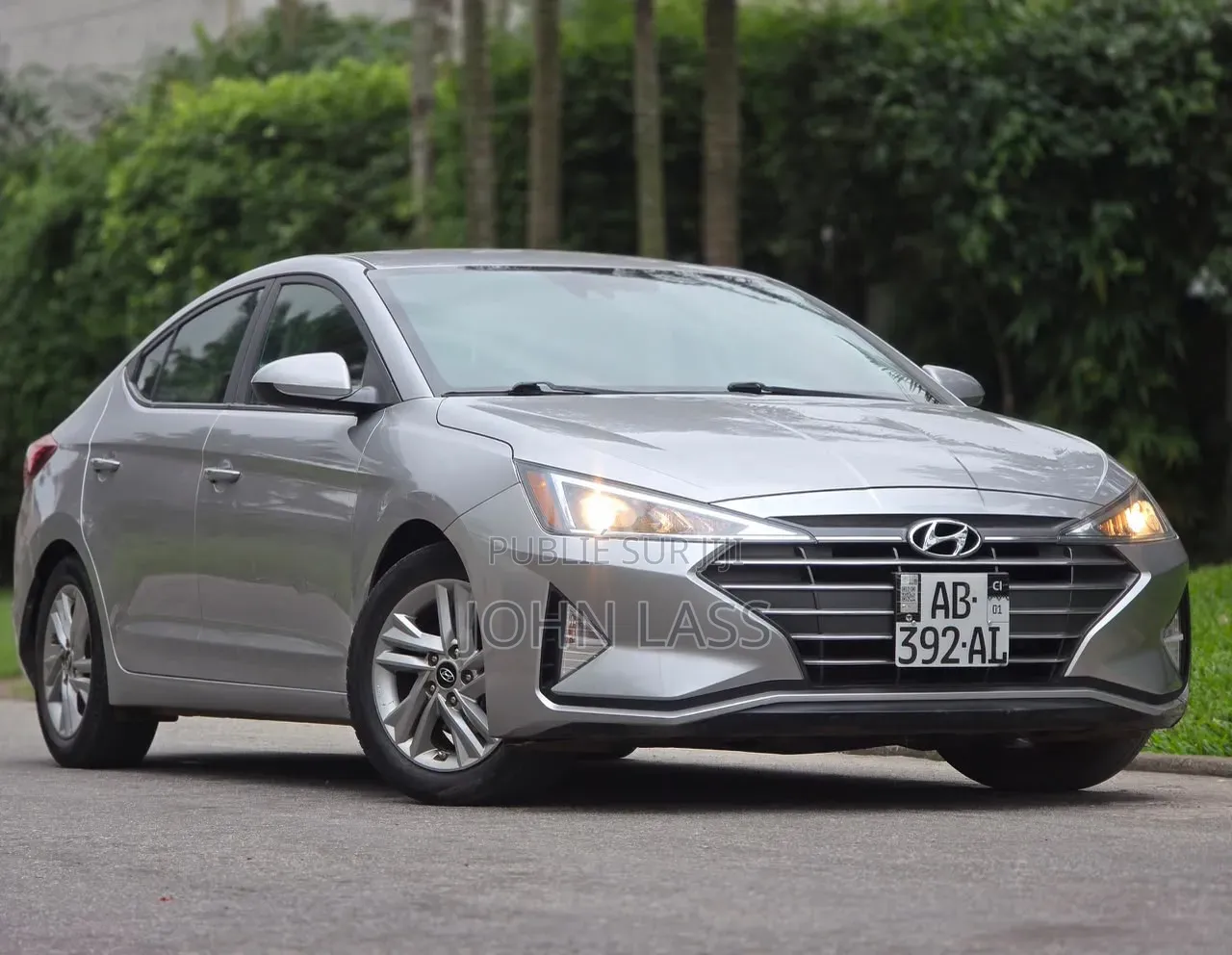 Hyundai Elantra 2020 Blanc cassé