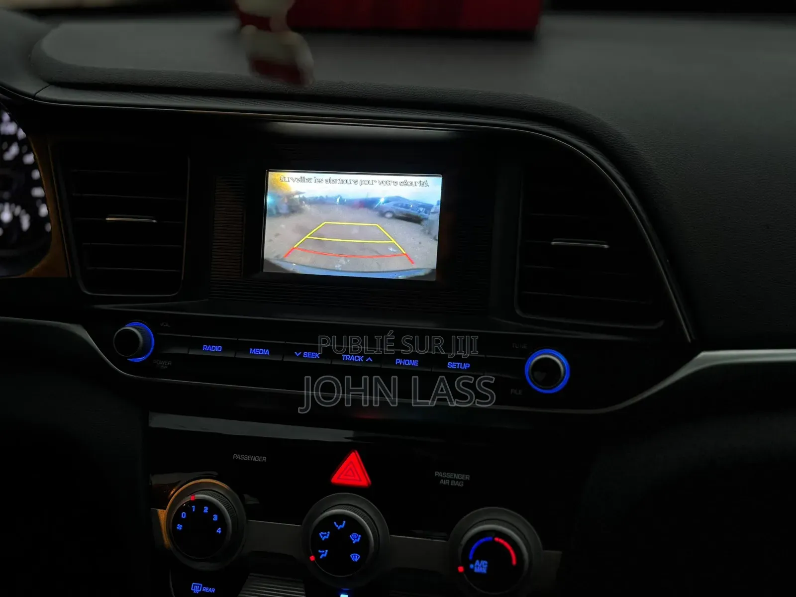Hyundai Elantra 2020 Gris