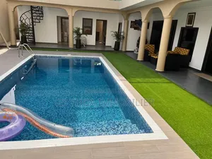 Meublé 7chbre Duplex dans Cocody à Vendre