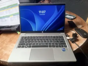 Ordinateur portable HP ProBook 430 G8 8GB Intel Core i5 SSD 256GB