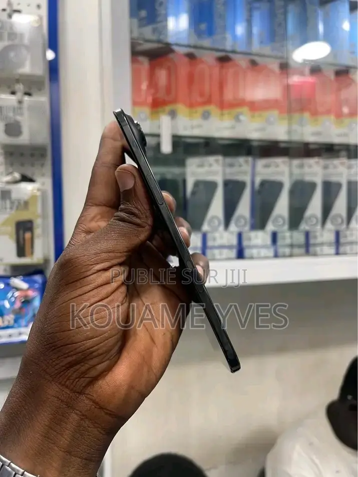 Nouveau Apple iPhone 17 512 GB Noir