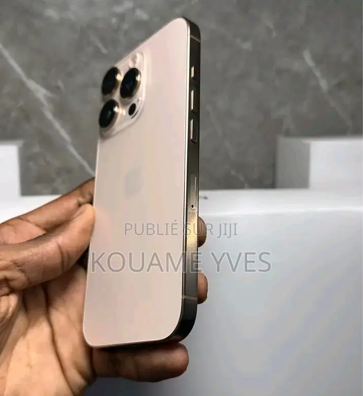 Nouveau Apple iPhone 16 Pro 512 GB Doré