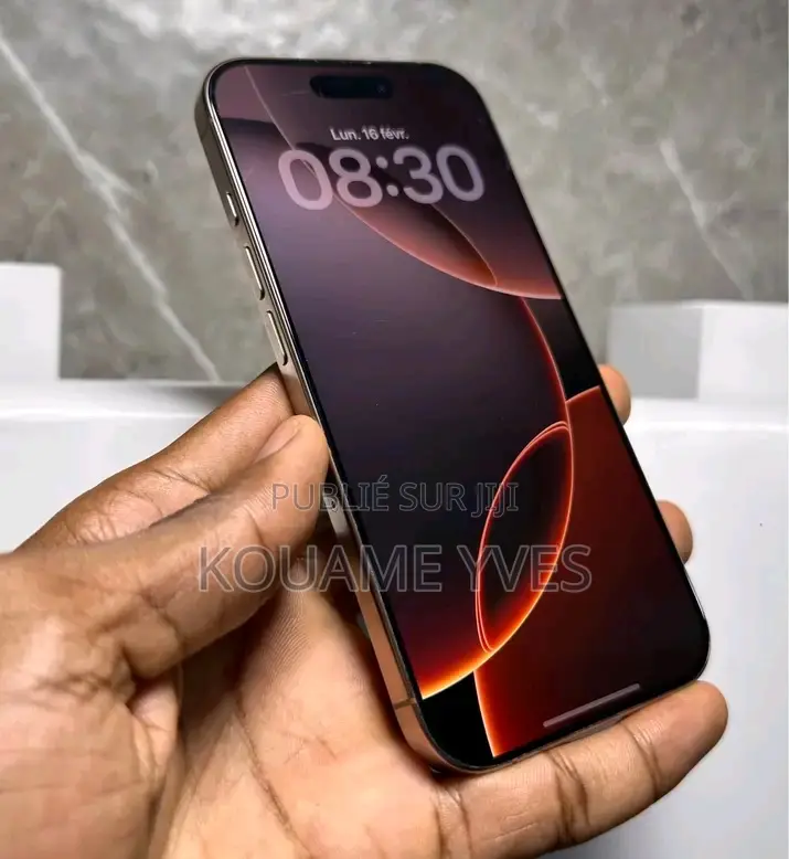 Nouveau Apple iPhone 16 Pro 512 GB Doré