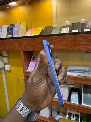 Nouveau Apple iPhone 16 Plus 256 GB Bleu