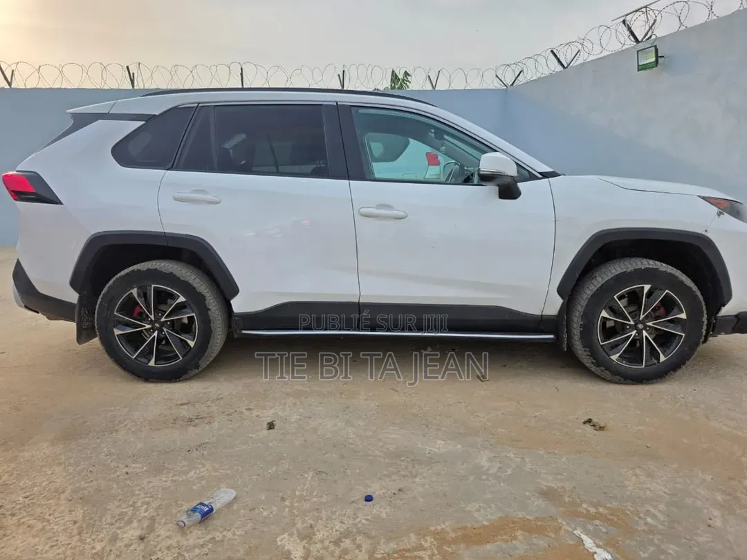 Toyota RAV4 2020 Blanc