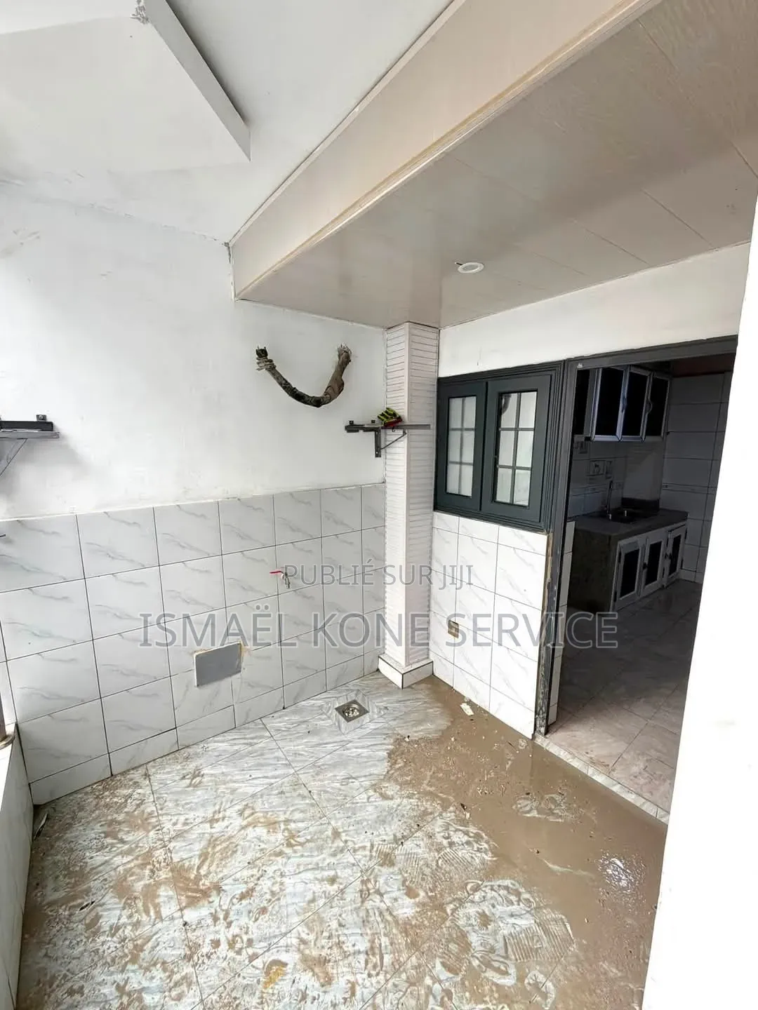 2chbre Appartement dans Kone Ismaël, Cocody à Louer