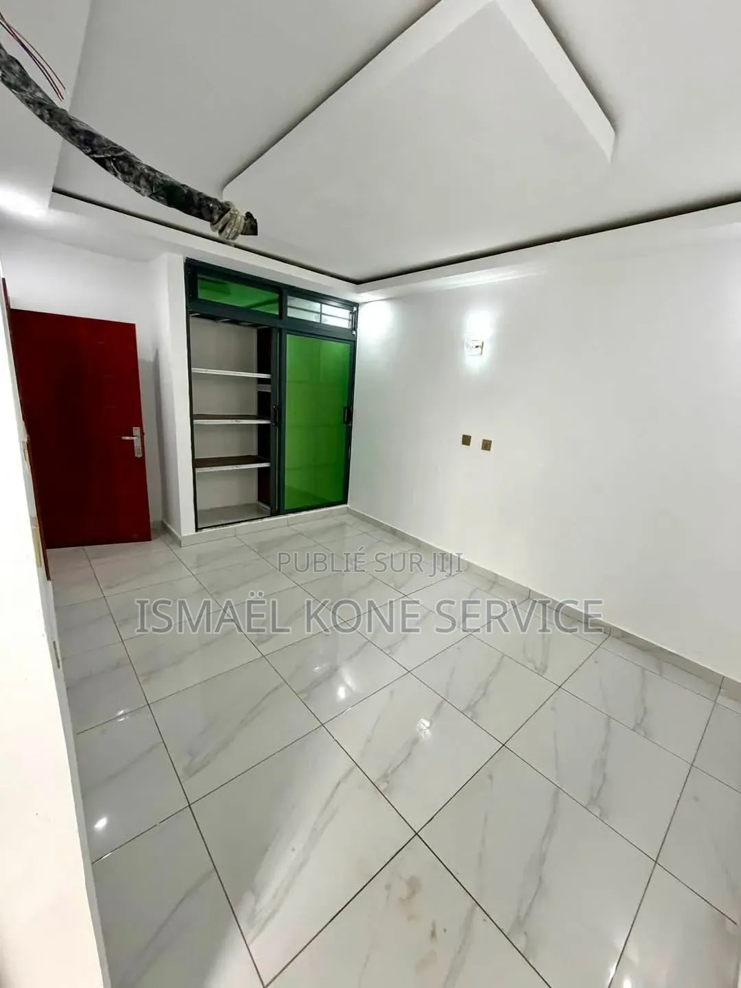 2chbre Appartement dans Kone Ismaël, Cocody à Louer