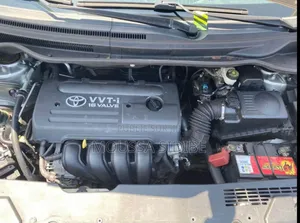 Toyota Corolla Verso 2005 Gris