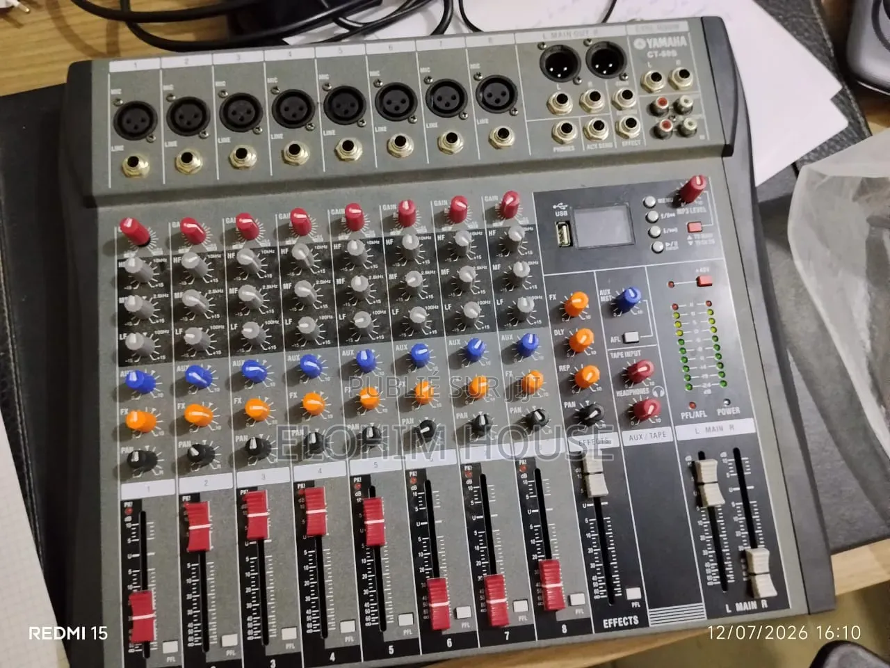 Table De Mixage Yamaha 8 Pistes