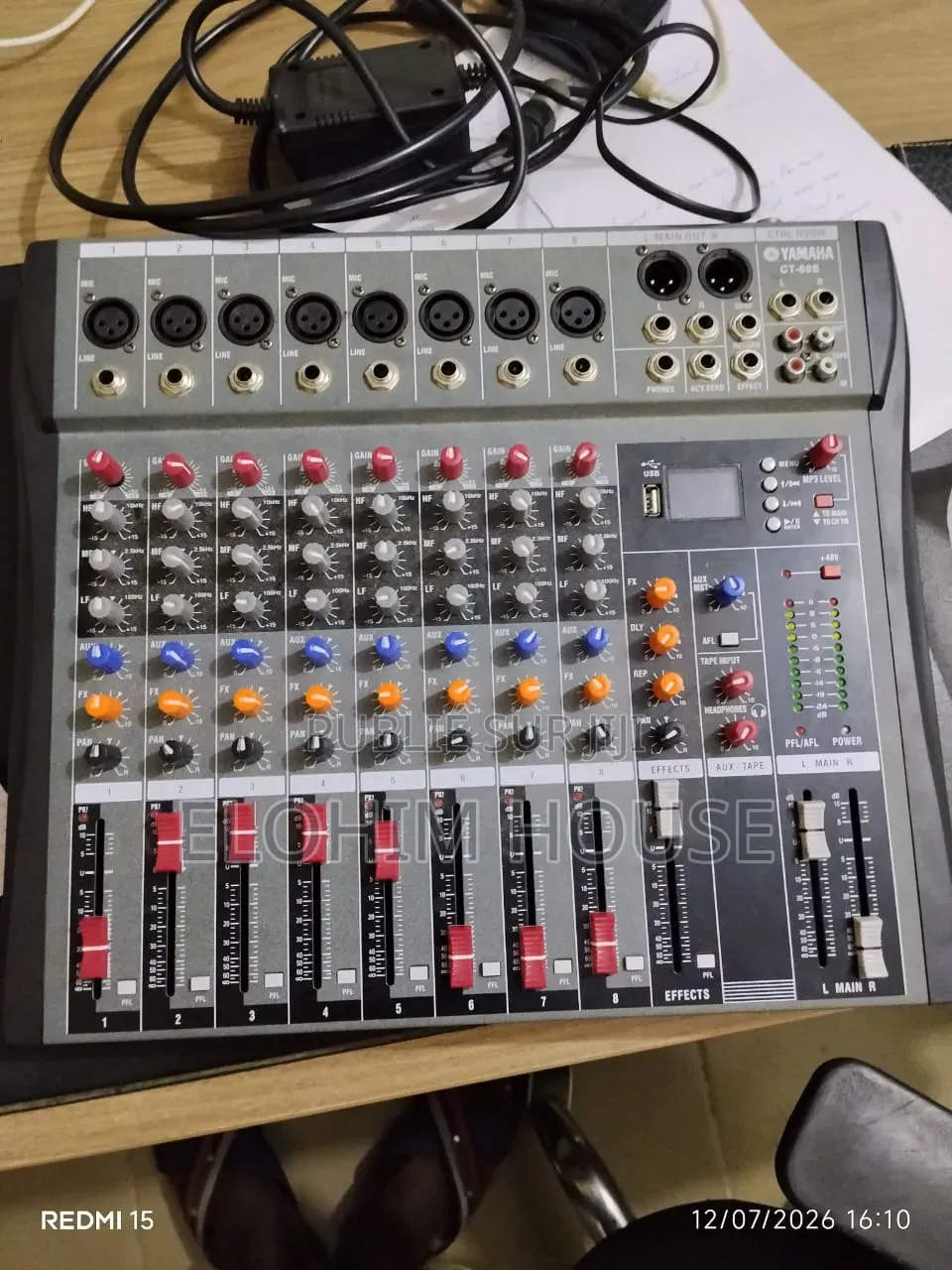 Table De Mixage Yamaha 8 Pistes