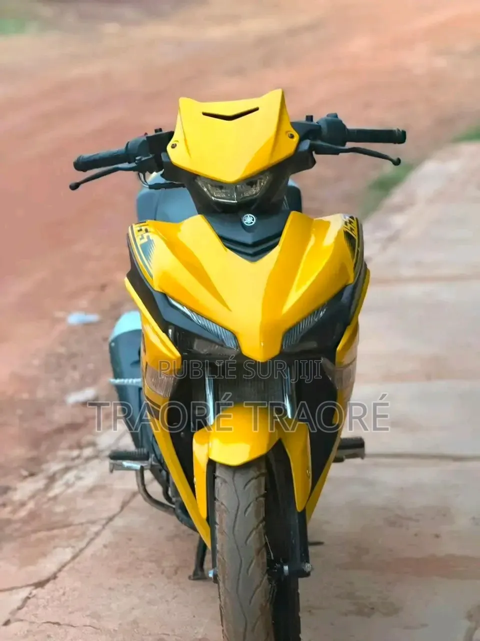 Nouveau Yamaha NMAX 155 2024 Jaune