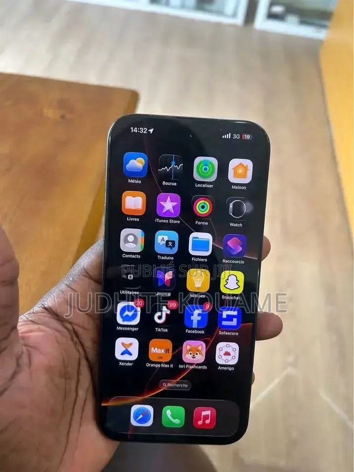 Nouveau Apple iPhone 16 Pro Max 256 GB Bronze