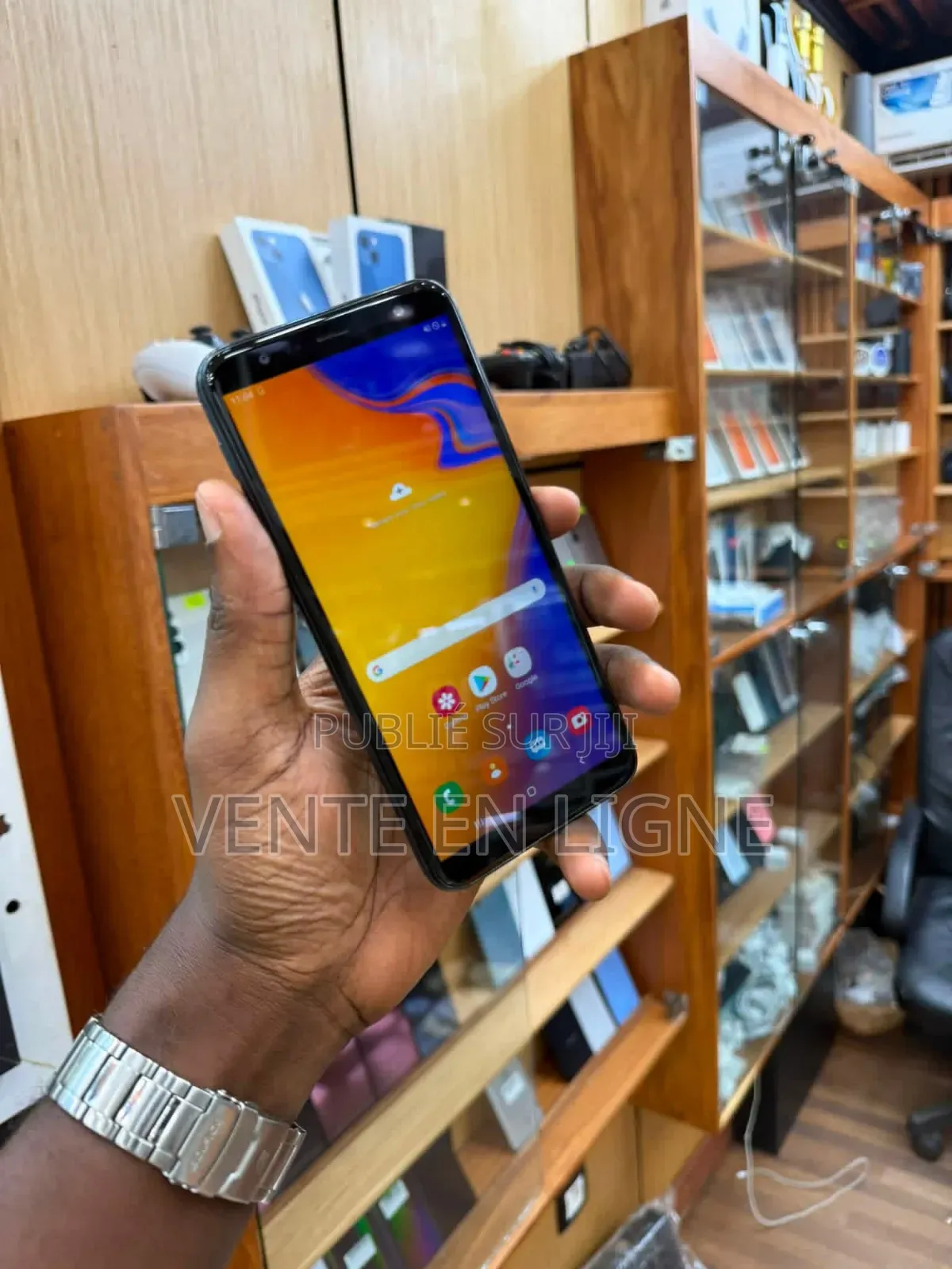 Nouveau Samsung Galaxy J4 32 GB Autre