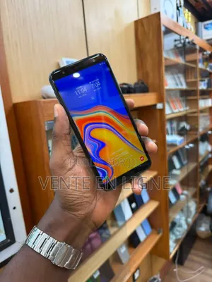 Nouveau Samsung Galaxy J4 32 GB Autre