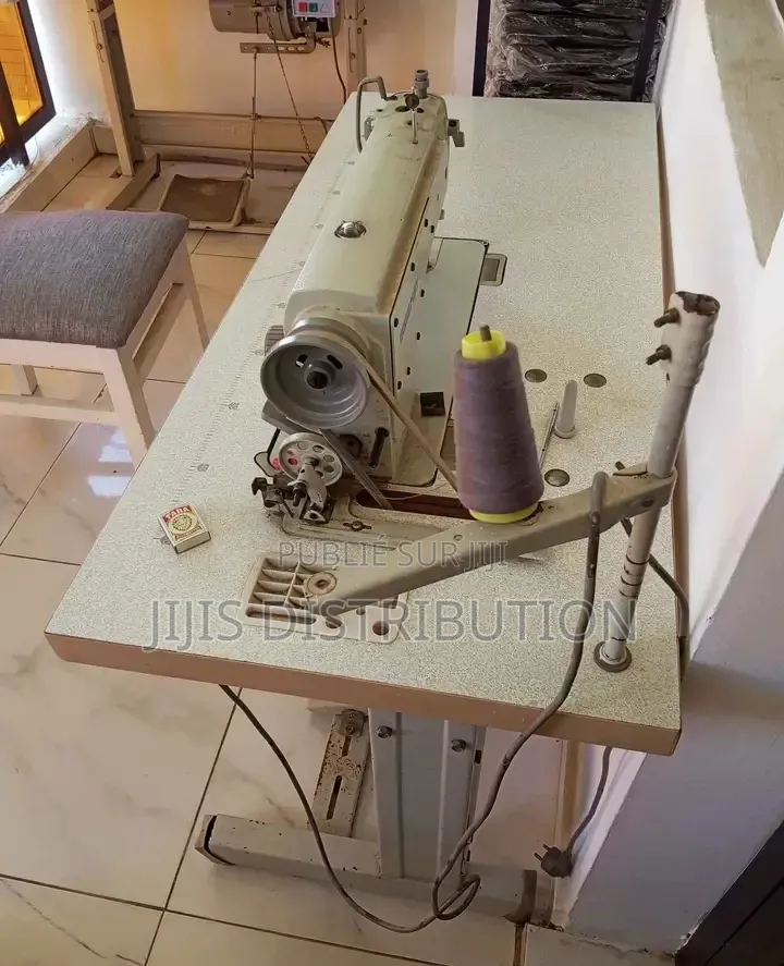 Machine À Coudre