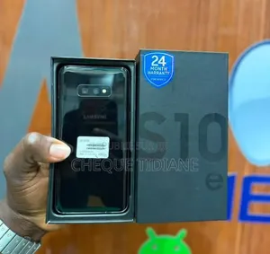 Nouveau Samsung Galaxy S10e 128 GB Noir