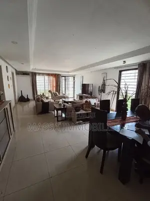 4chbre Duplex dans Massa Immobilier, Cocody à Vendre