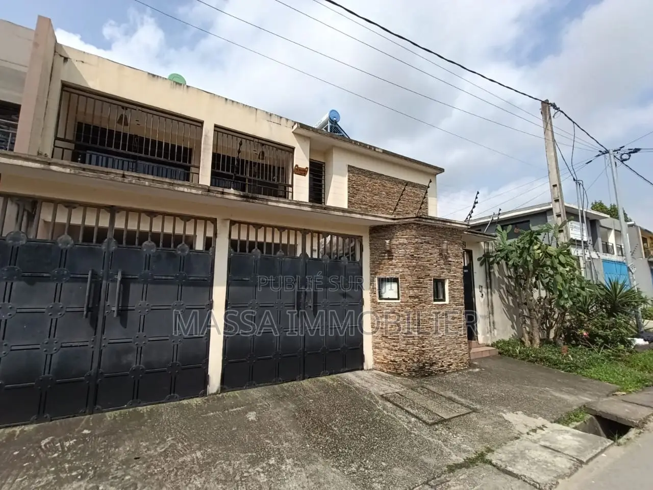 4chbre Duplex dans Massa Immobilier, Cocody à Vendre