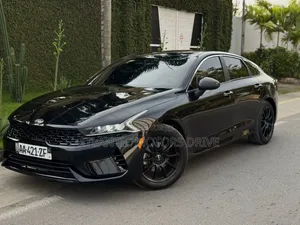 Kia K5 2021 Noir