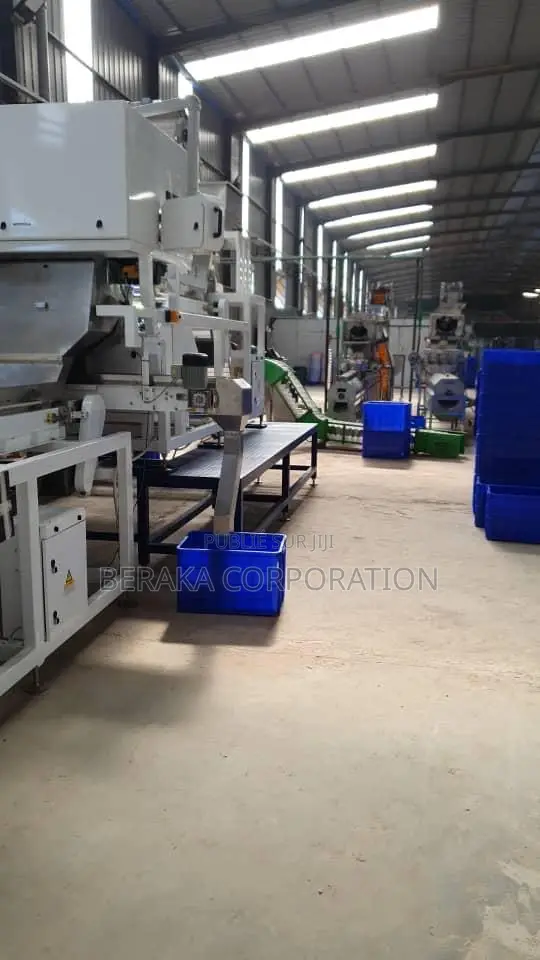  *USINE D’ANACADE* Activité : - Possède Une *Usine De Transform