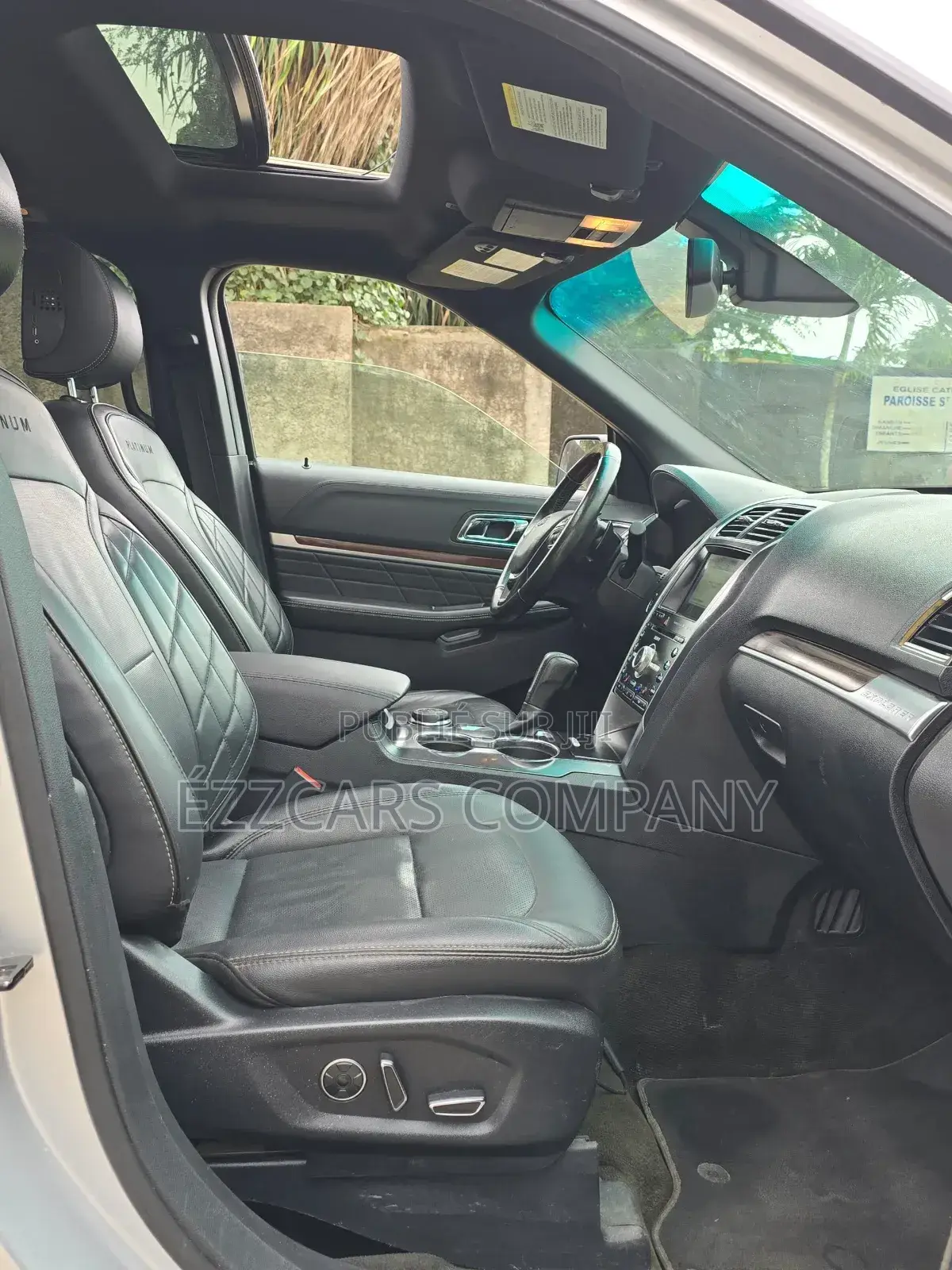 Ford Explorer Base 4dr FWD (3.5L 6cyl 6A) 2017 Gris