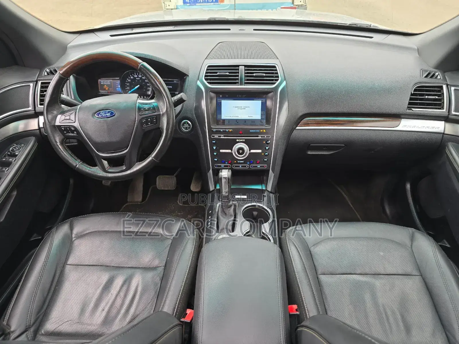 Ford Explorer Base 4dr FWD (3.5L 6cyl 6A) 2017 Gris