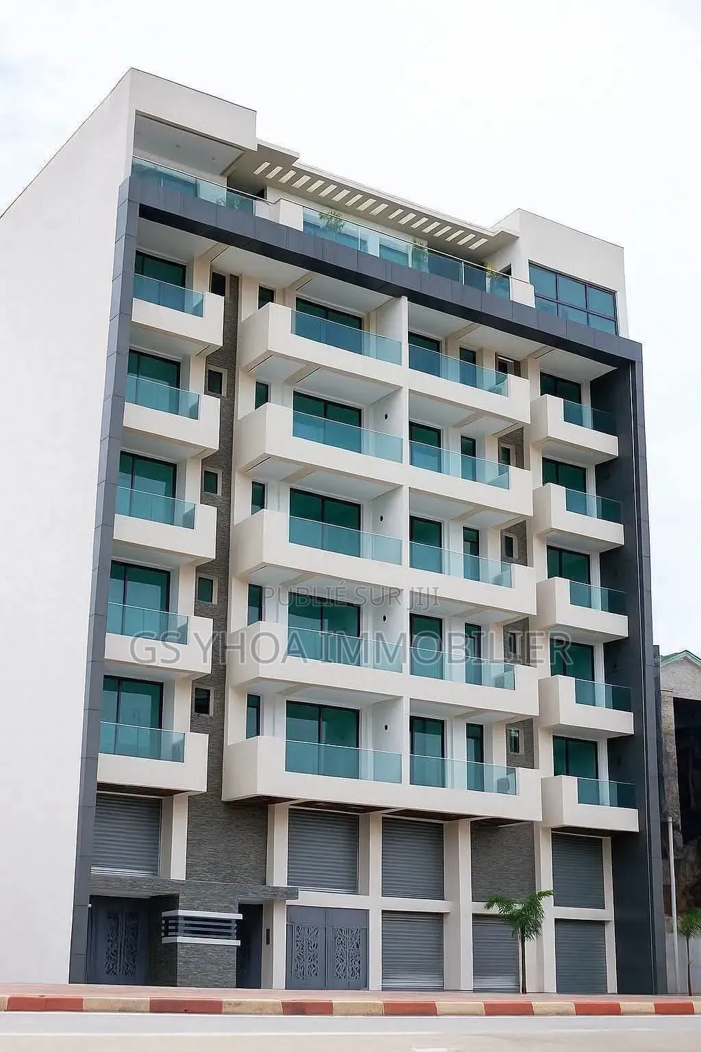 20chbre Blocs d'appartements dans Cocody à Vendre