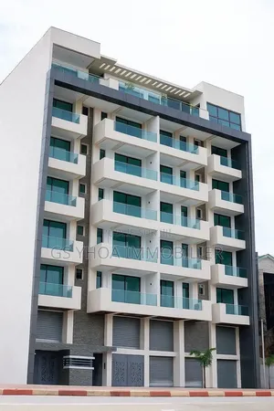 20chbre Blocs d'appartements dans Cocody à Vendre