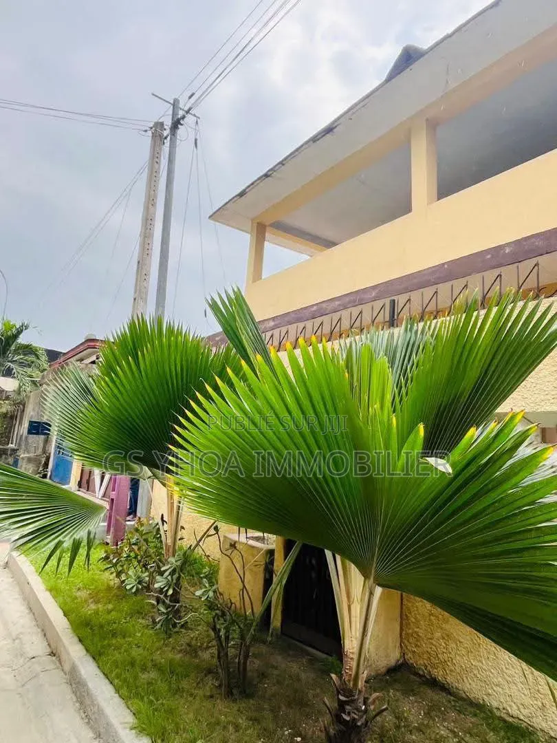 5chbre Duplex dans Deux Plateaux à Vendre