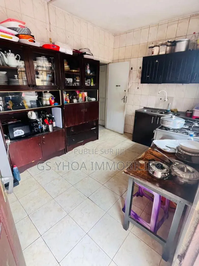 5chbre Duplex dans Deux Plateaux à Vendre