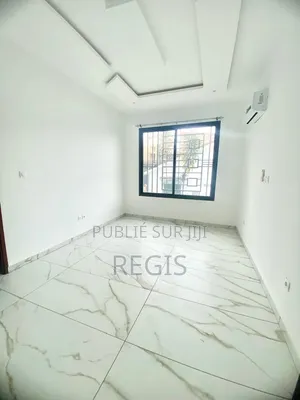 4chbre Duplex dans Location, Cocody à Louer