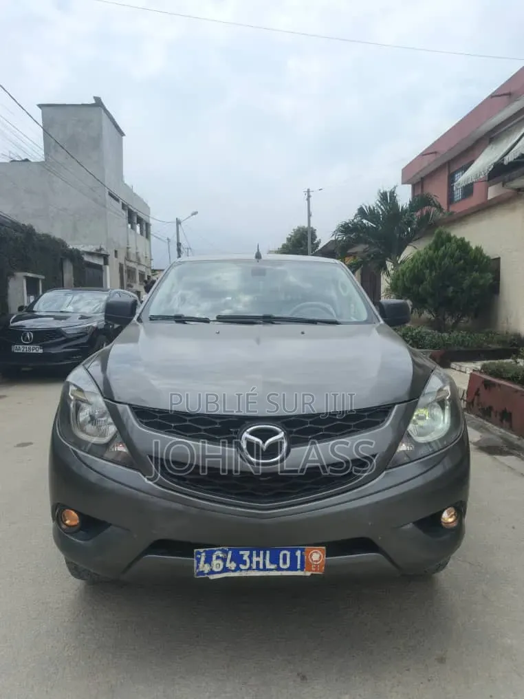 Mazda BT-50 2018 Noir