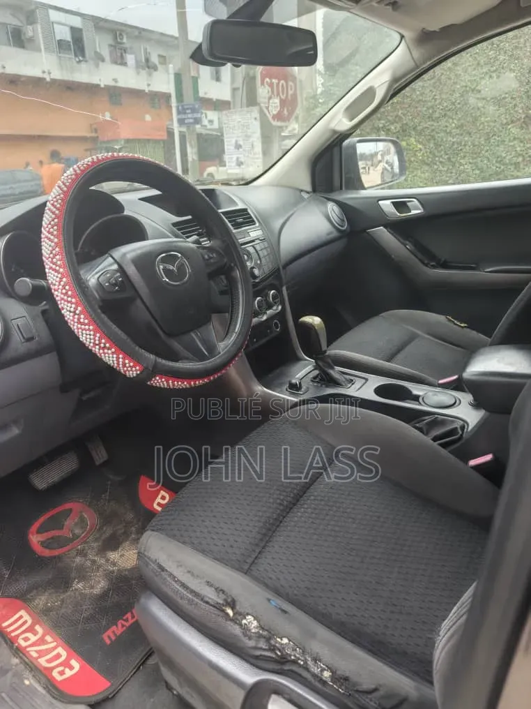 Mazda BT-50 2018 Noir