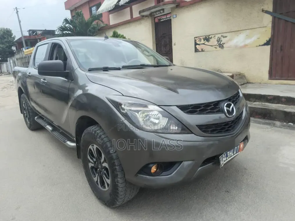 Mazda BT-50 2018 Noir