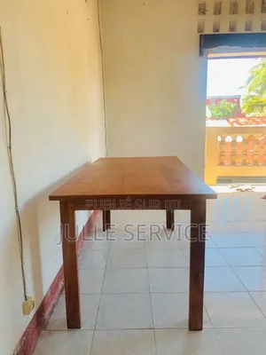 Table en Boit