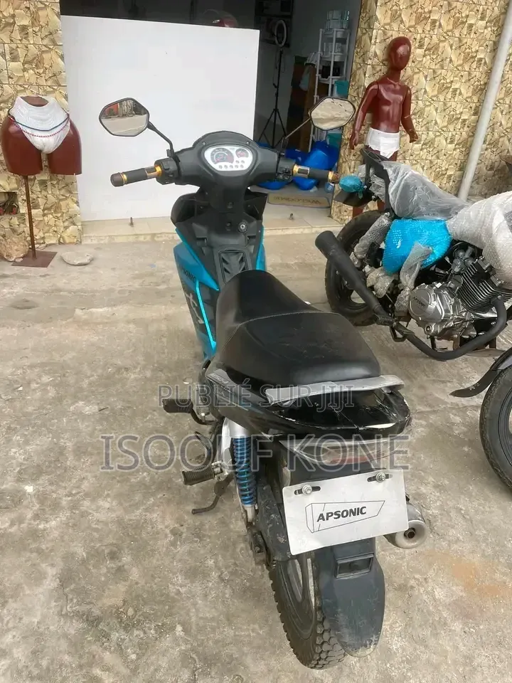 Nouveau KTM Duke 125 2023 Autre