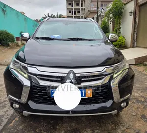 Mitsubishi Montero Sport 2020 Noir