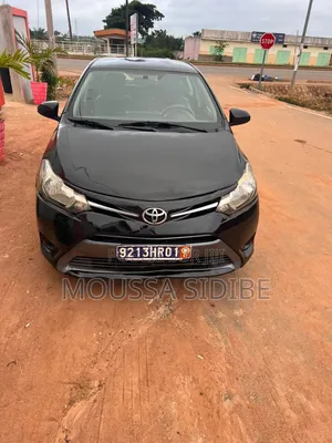 Toyota Yaris 2017 Noir