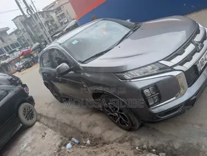 Mitsubishi ASX 2022 Gris