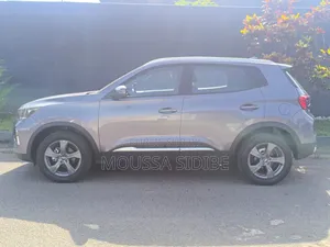 Nouveau Chery Tiggo 4 2025 Violet