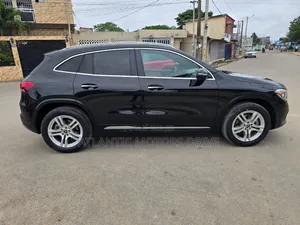 Mercedes-Benz GLA 250 2022 Noir
